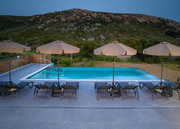 Iphigenia Apartments At Katelios