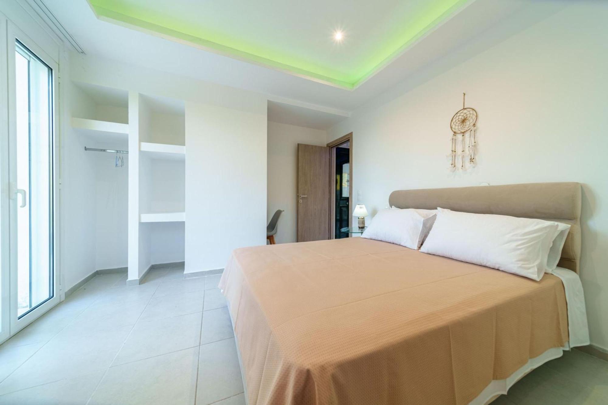 Apartment Iphigenia At