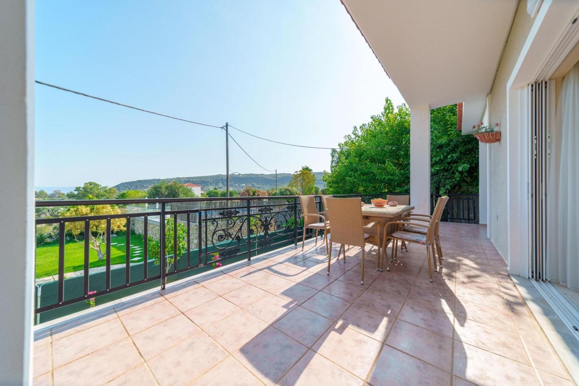 Apartment Iphigenia At